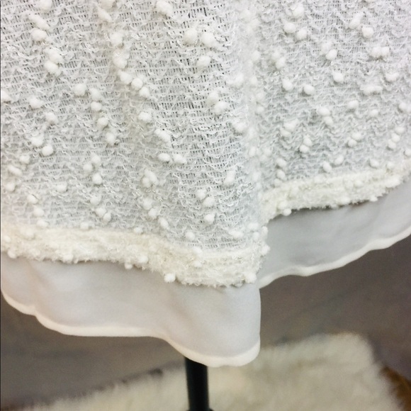 Apt 9‎ white sweater size small - Picture 3 of 7